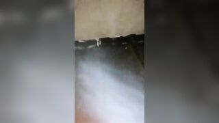 极品颜值骚女夜晚小区楼顶玩露出